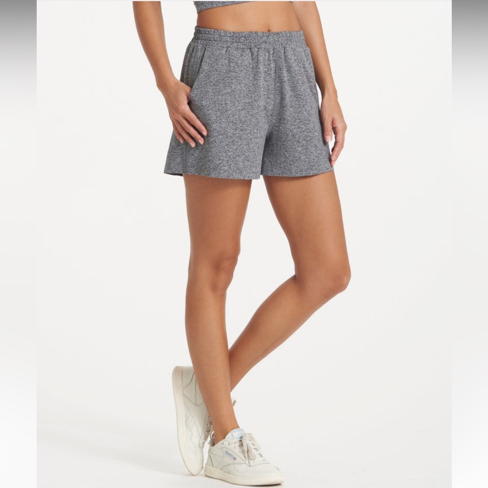 Vuori Boyfriend Shorts